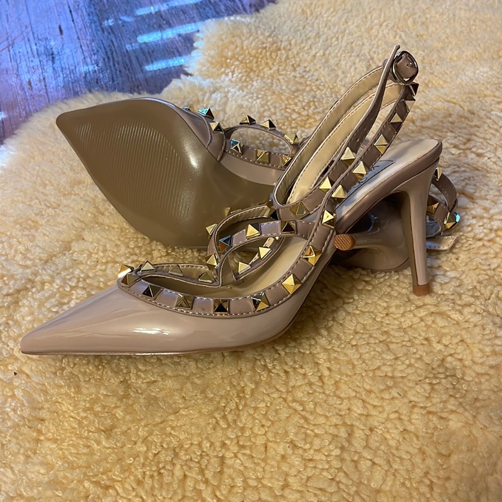 Gorgeous patent leather caged stud heels